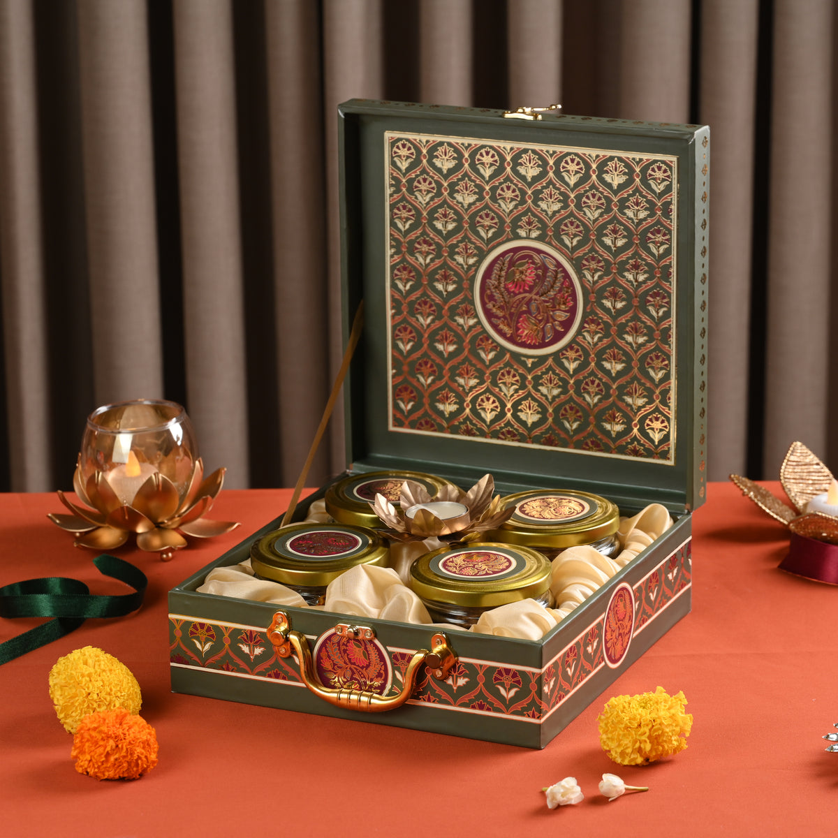 Heritage Suitcase Box