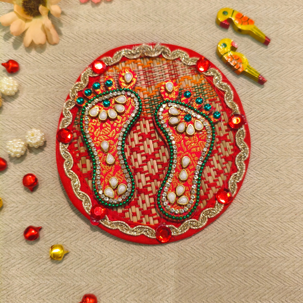 Red Brocade Kundan Laxmi Charan – Round (Pair)