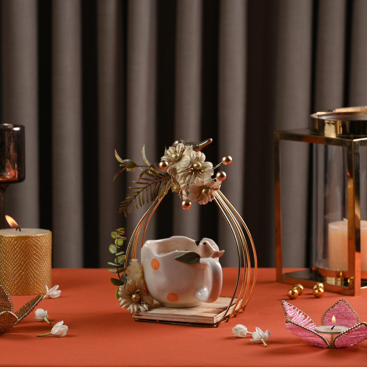 Bird Arch Cup Candle