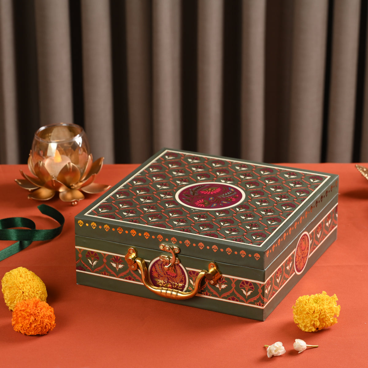 Heritage Suitcase Box