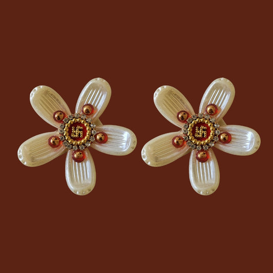 Traditional Home Embellishment